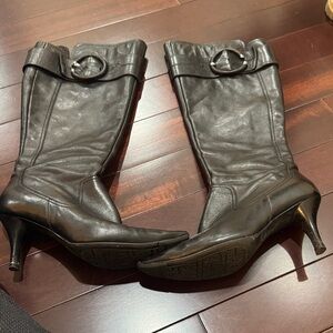 Chic Black Leather Heeled Boots